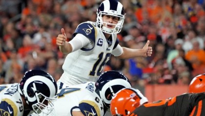  勒沃库森锋线火力全开，客场狂胜延续不败金身