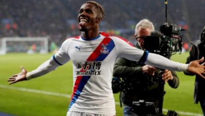  莱斯特城客场凭借反击战术战胜伯恩茅斯